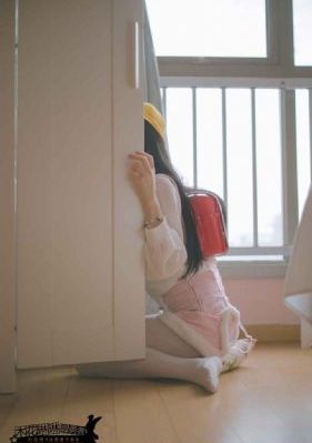 男同桌把我的奶罩扒开_国产剧手机免费观看完整