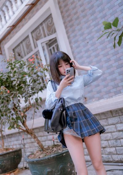 中文字幕丝袜制服_HD免费播放