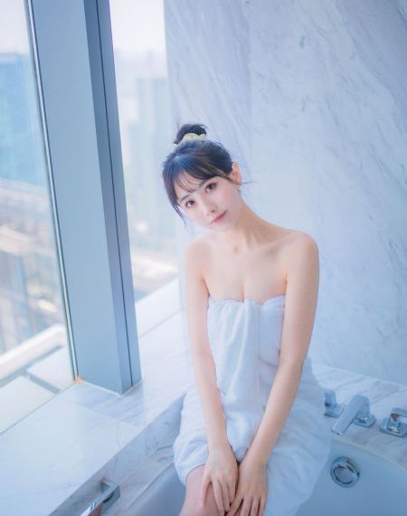 激情黑寡妇h版在线观看_超清影视在线观看