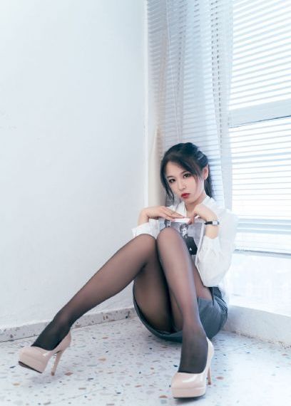 挺进朋友的娇妻身体里_BD英语动漫免费观看