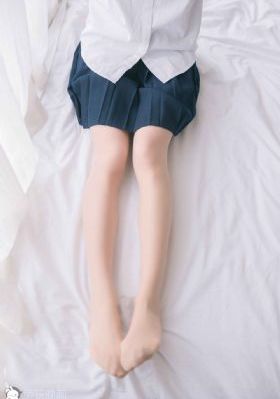 三上悠亚淫秽女教师_JVID性感写真
