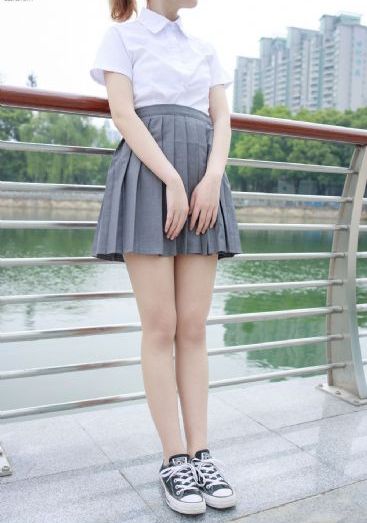 善良的小姨子中文字幕_720超清免费观看