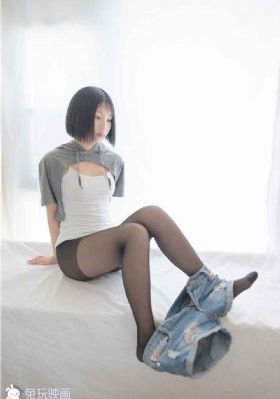 丰满的老师3中文版_DVD免费高清观看