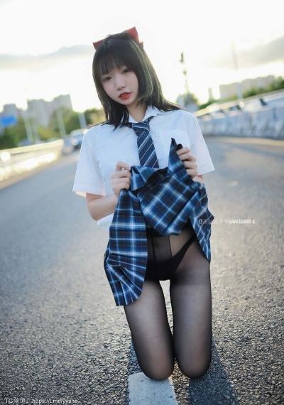 亚洲香蕉中文网_DVD高清在线观看